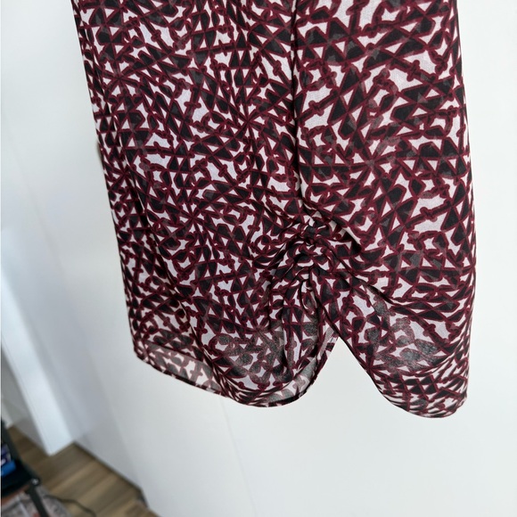 Cabi Burgundy Geometric Cowl-Neck Sleeveless Blouse • Size M - Picture 4 of 4